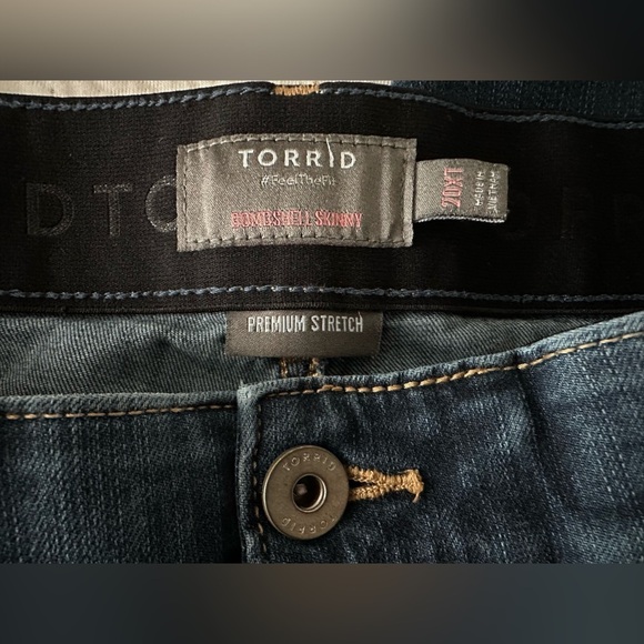 Torrid: Women’s Premium Stretch Bombshell Skinny Jeans- Size 20XT - Picture 6 of 13
